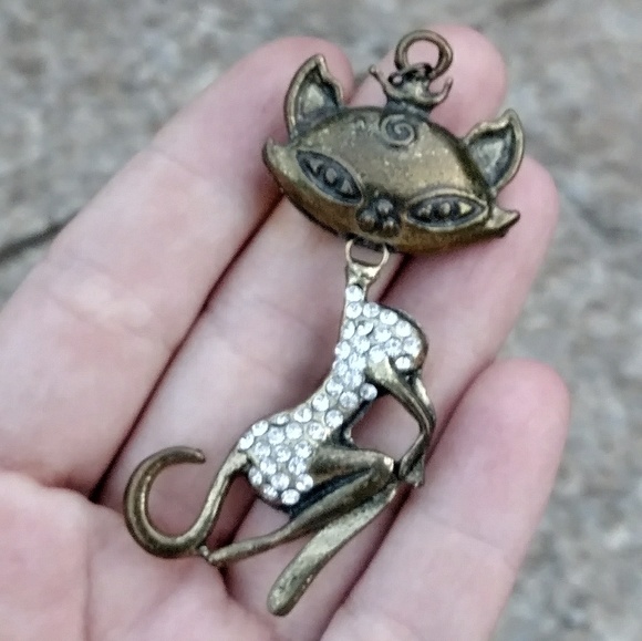🐱Adorable Kitty Pendant🐱 - Picture 4 of 8